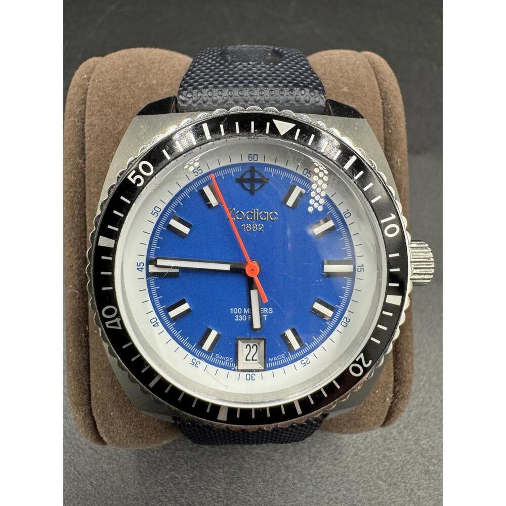 Rare ZODIAC " Sea Dragon " ZO2205 Quartz Swiss Men's Watch with Blue Dial Orange